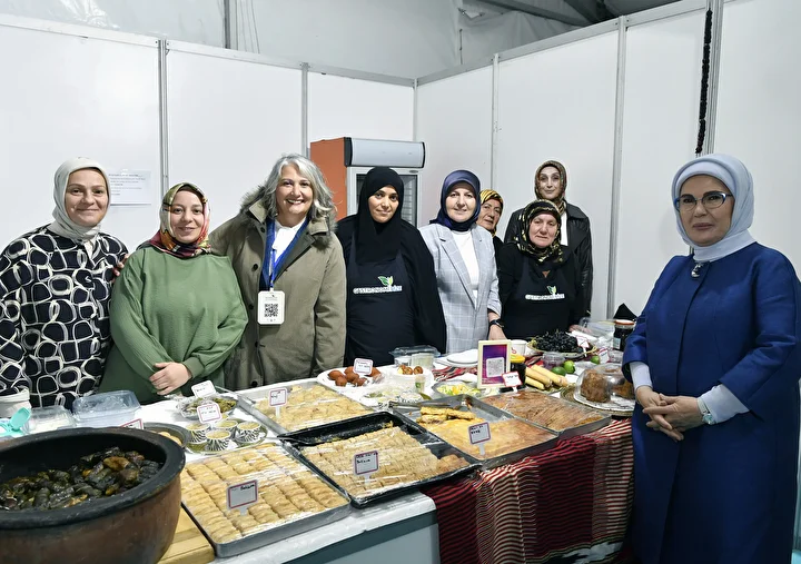 emine erdogan 5 rize gastronomi gunlerine katildi 7 Lsjvm4IY