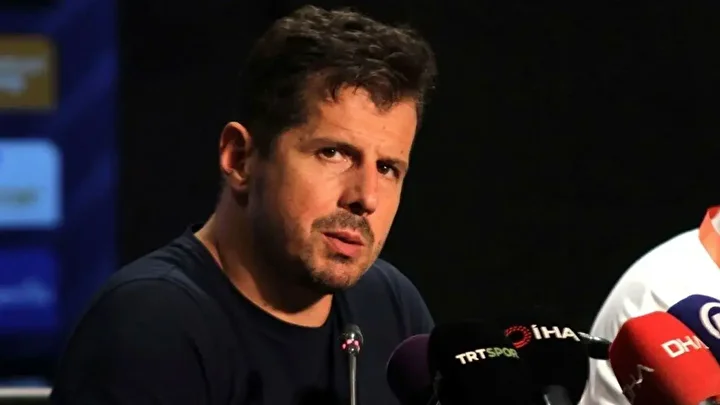 Emre Belözoğlu maç sonu ateş püskürdü: ‘Türkiye’nin açık orta en kötü…’ 3 emre belozoglu mac sonu ates puskurdu turkiyenin acik orta en kotu 2 WHFhAAkr