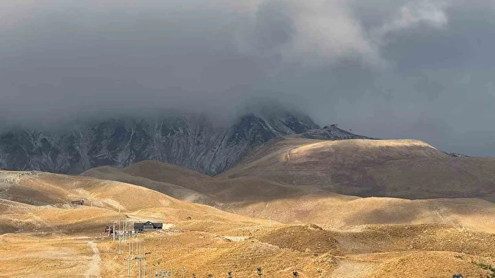 Erciyes'e mevsimin birinci karı yağdı 3 erciyese mevsimin birinci kari yagdi 2 FOqAJE3T