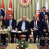 erdoganla fotografi gundem olmustu davutoglundan aciklama asla boyun egmeyecegiz vlgzRtyP.jpg