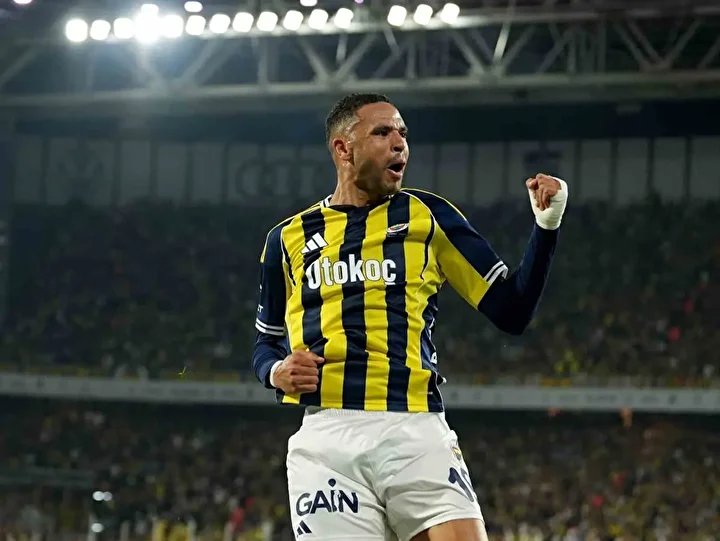 fenerbahce 30 milyon euro teklifi reddetmisti yildiz futbolcu yeni donemde kayiplarda 5 BDGP4vwS