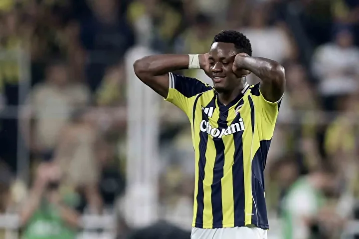 Fenerbahçe'de flaş gelişme! Ocakta yollar ayrılabilir 7 fenerbahcede flas gelisme ocakta yollar ayrilabilir 6 CNLzyzu5