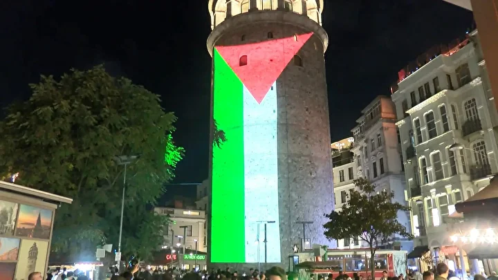 galata kulesine filistin bayragi yansitildi 5 gTP8FVhN