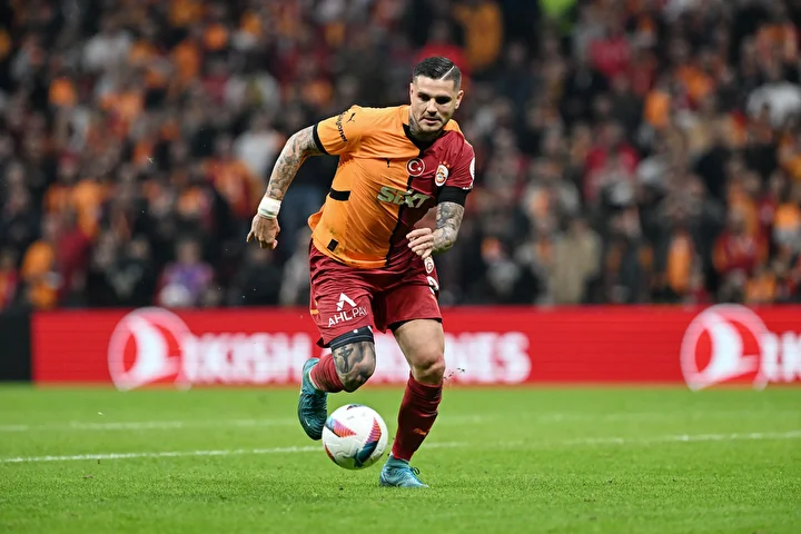 galatasaray besiktas mac takimi ve beklenen 11ler 17 DHORMJly