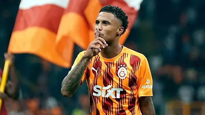 Galatasaray’a yıldız futbolcu için flaş mektup: ‘Kulüpten gönderin’ 3 galatasaraya yildiz futbolcu icin flas mektup kulupten gonderin 2 lDfCyjPI