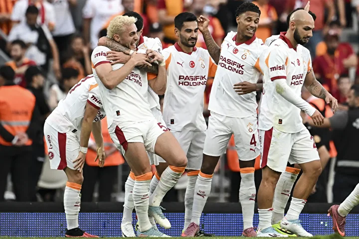 Galatasaray’dan derbi öncesi şaşırtan atılım: Alana bu türlü çıkacaklar! 2 galatasaraydan derbi oncesi sasirtan atilim alana bu turlu cikacaklar 1 C48HAeBY