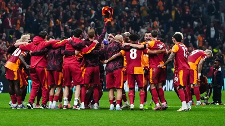Galatasaray’dan derbi öncesi şaşırtan atılım: Alana bu türlü çıkacaklar! 3 galatasaraydan derbi oncesi sasirtan atilim alana bu turlu cikacaklar 2 1yU4JRYu