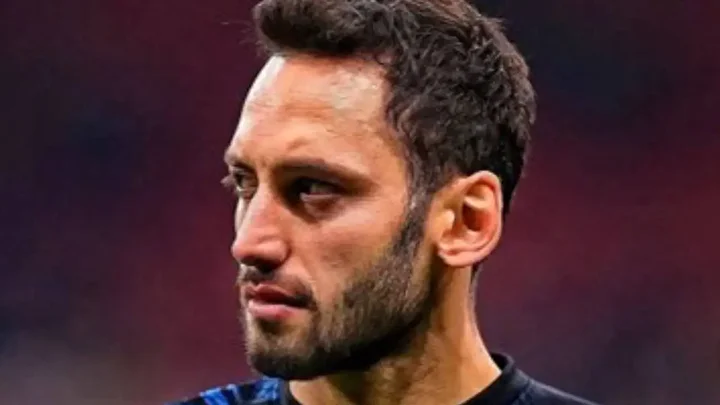 Galatasaray’dan flaş Hakan Çalhanoğlu açıklaması: ‘30 milyon euro…’ 6 galatasaraydan flas hakan calhanoglu aciklamasi 30 milyon euro 5 s8HqqIY4