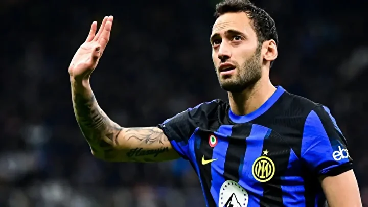 Galatasaray’dan flaş Hakan Çalhanoğlu açıklaması: ‘30 milyon euro…’ 7 galatasaraydan flas hakan calhanoglu aciklamasi 30 milyon euro 6 54zPps2q