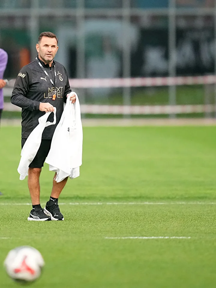 galatasarayin birinci transfer maksadi ortaya cikti taraftarlari heyecanlandiran hareket 1 e8fS9uuT