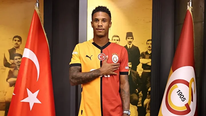 Galatasaraylı yıldız oyuncu ulusal kadro daveti yerine tatile gitti: Federasyon yazı gönderdi 4 galatasarayli yildiz oyuncu ulusal kadro daveti yerine tatile gitti federasyon yazi gonderdi 3