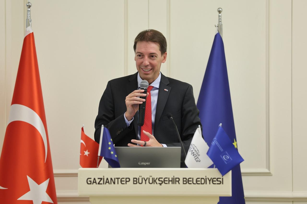 gaziantepte zelzele gercegi ve afet yotimi teknik toplantisi 3 TiwsbhjR