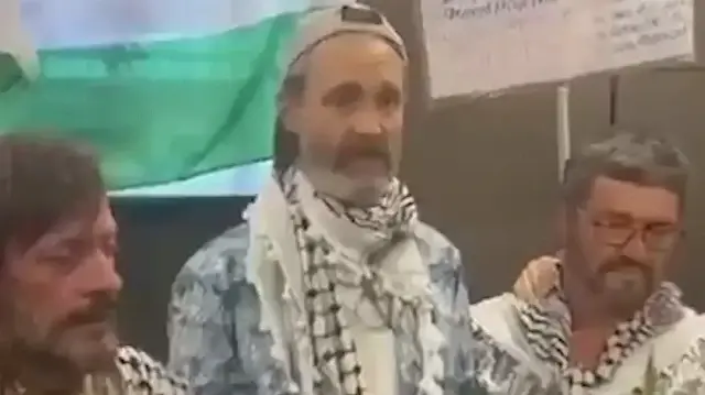 Global Sumud Filosu aktivistleri kendi ülkelerine reaksiyon gösterip Türkiye’ye teşekkür etti: Onlar sayesinde kurtulduk global sumud filosu aktivistleri kendi ulkelerine reaksiyon gosterip turkiyeye tesekkur etti onlar sayesinde kurtulduk mp9cTbQp.webp