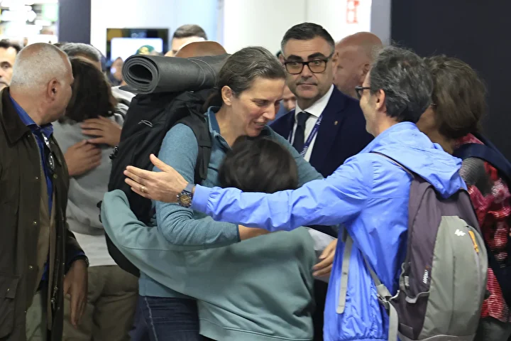 global sumud filosuna katilan italyan vekiller romaya dondu 10 NLDmIVlL