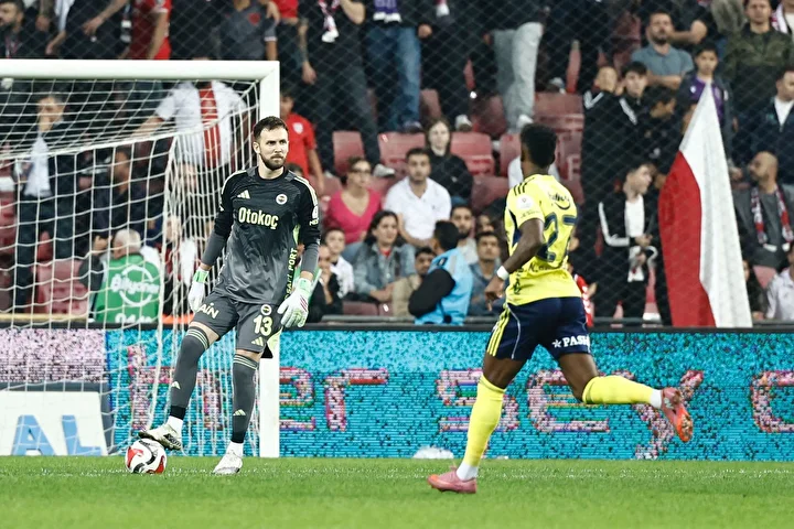 ilker yagcioglundan fenerbahceli futbolcuya ondan artik hicbir sey beklemiyorum 4 gkrSJmJg