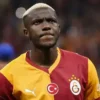 Emre Belözoğlu maç sonu ateş püskürdü: ‘Türkiye’nin açık orta en kötü…’ ingiliz efsanesi osimhenden ozur diledi benim hatam B1geDQP6.webp