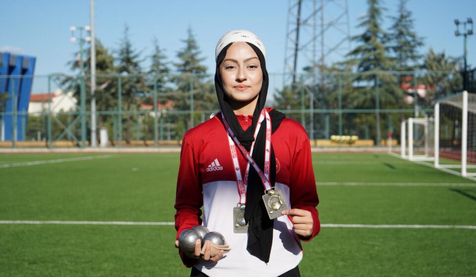 Isparta’dan çıkan Ayşenur’un hayali altın madalya ispartadan cikan aysenurun hayali altin madalya g95pmsxJ.jpg