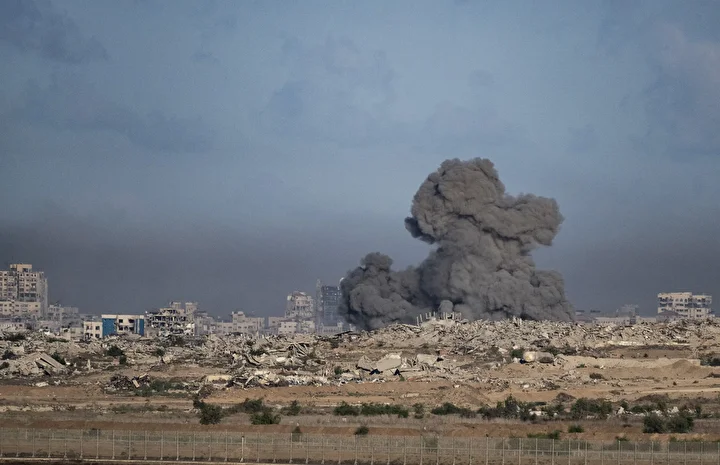 israilin gazzeye yonelik ataklari suruyor yukselen dumanlar hudut bolgesinden goruntulendi 7