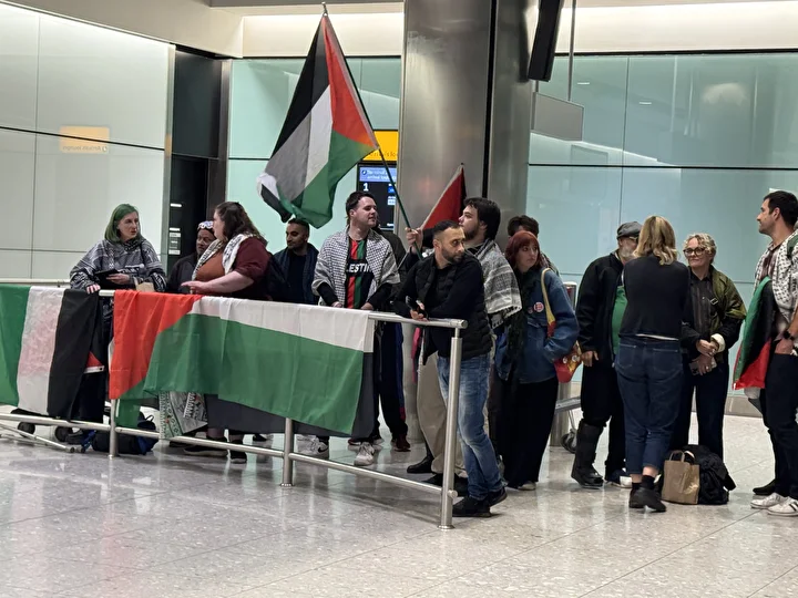 israilin global sumud filosunda alikoydugu 4 ingiliz ulkelerine ulasti 0 jyy9slpy