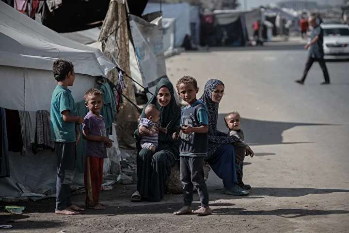 israilin hucumlari altindaki gazzede guclu omur sartlari hayatta kalma cabasi veriyorlar 0 n4JLNX5w