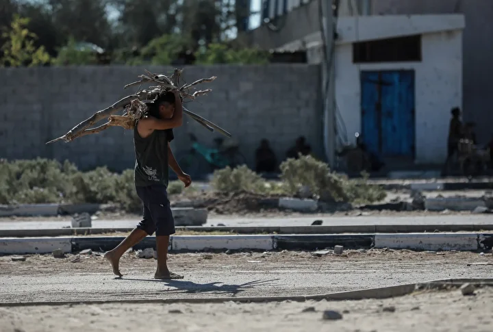 israilin hucumlari altindaki gazzede guclu omur sartlari hayatta kalma cabasi veriyorlar 12 LgahfNUH