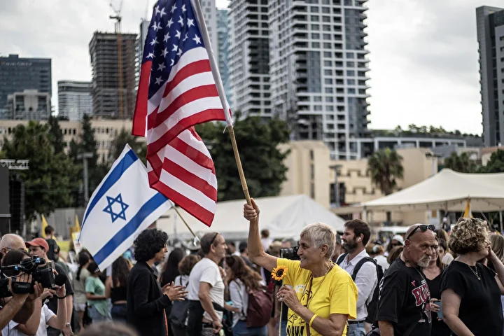 israilliler gazzede yururluge girmesi beklenen ateskesi kutladi 0 khK4RBq6