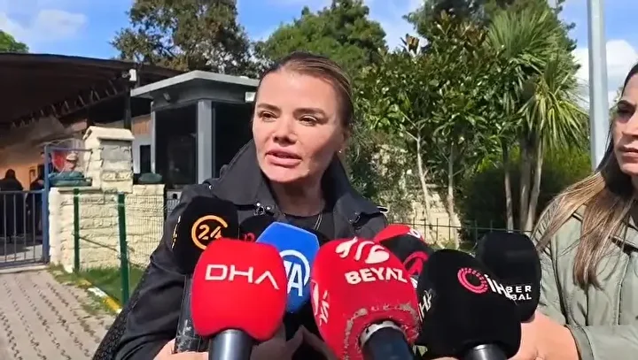istanbulda unlu isimlere uyusturucu operasyonu isimli tipa sevk imgeleri ortaya cikti 3 skOlGen4