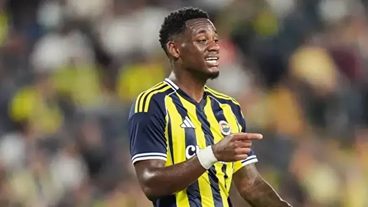 Jhon Duran’dan flaş paylaşım: Binlerce etkileşim aldı! 4 jhon durandan flas paylasim binlerce etkilesim aldi 3 INrSJnZL