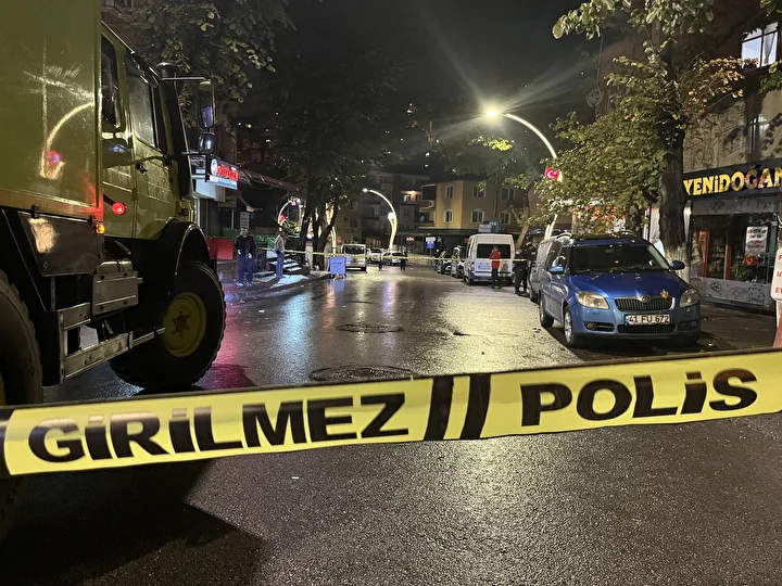 jiletle etrafindakilere taskinlik yapti sokak ortasinda olduruldu 1 3HIQFrwE
