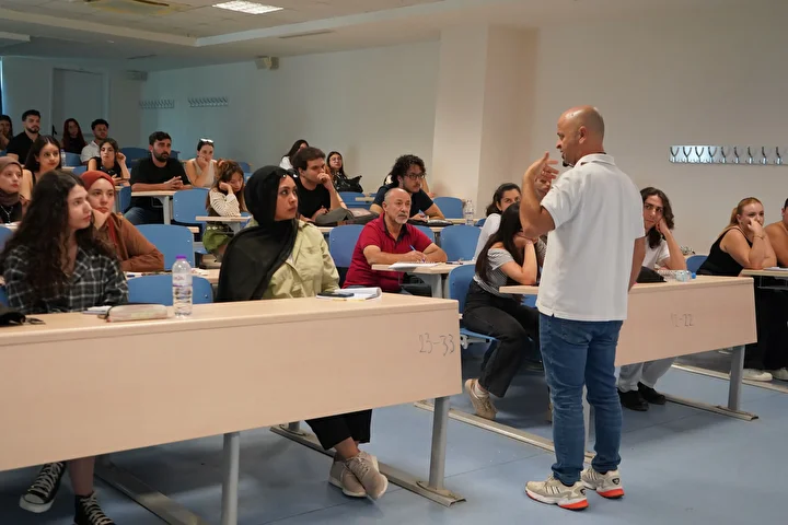 Kardeşine özendi 63 yaşında tekrar üniversite öğrencisi oldu 3 kardesine ozendi 63 yasinda tekrar universite ogrencisi oldu 2 YJhdQSQl