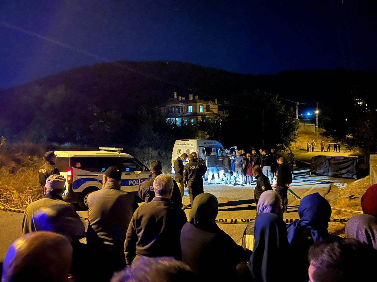 kari kocayi konutlarinin onunde olduren supheliyi at izi ele verdi 1 vVgQbutM