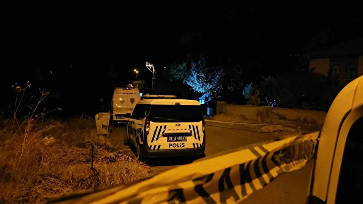 Kayseri’de ikili cinayet: Karı koca cami çıkışında konutlarının önünde öldürüldü 5 kayseride ikili cinayet kari koca cami cikisinda konutlarinin onunde olduruldu 4 Ig4zVYaM