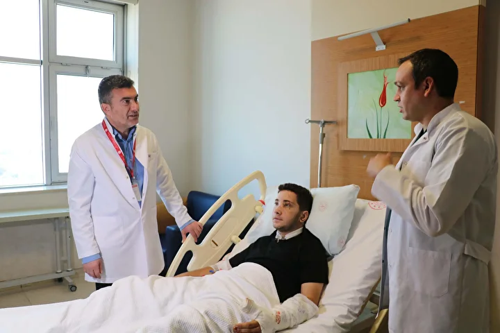 kazada burnu kopma noktasina geldi ameliyatla sihhatine kavustu guya hayata yine baslamis uzereyim 5 HMn8hFtH
