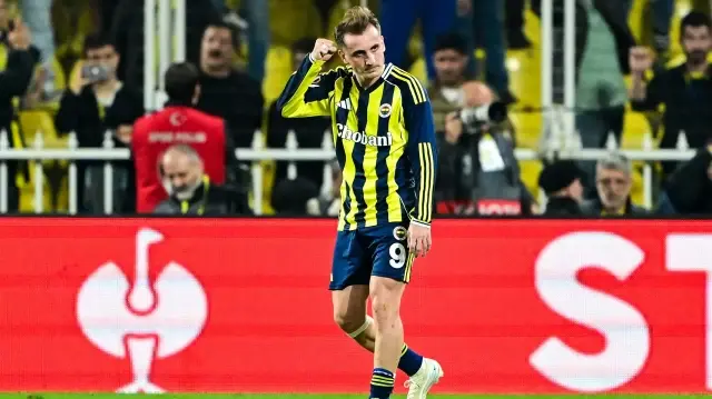 kerem akturkoglundan bomba itiraf fenerbahceye gelmeyi beni o ikna etti nc3g1NUc.webp