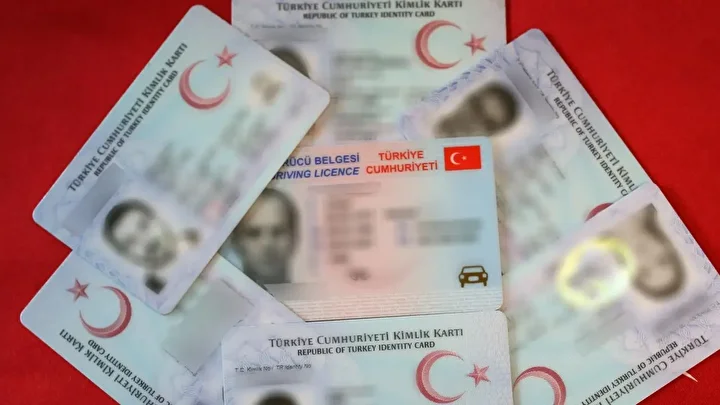 Kimlik, pasaport, ehliyet, trafik cezaları… Hepsi birden değişiyor işte kalem kalem yeni fiyatlar 7 kimlik pasaport ehliyet trafik cezalari hepsi birden degisiyor iste kalem kalem yeni fiyatlar 6 3Vetfaqz