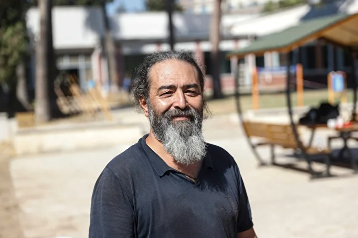 Kıyıya vurduktan sonra üniversite yerleşkesinin bahçesine gömülmüştü: 14 metrelik iskelet 'askıya' alınıp sergilenecek 8 kiyiya vurduktan sonra universite yerleskesinin bahcesine gomulmustu 14 metrelik iskelet askiya alinip sergilenecek 7 n5f1MTDk