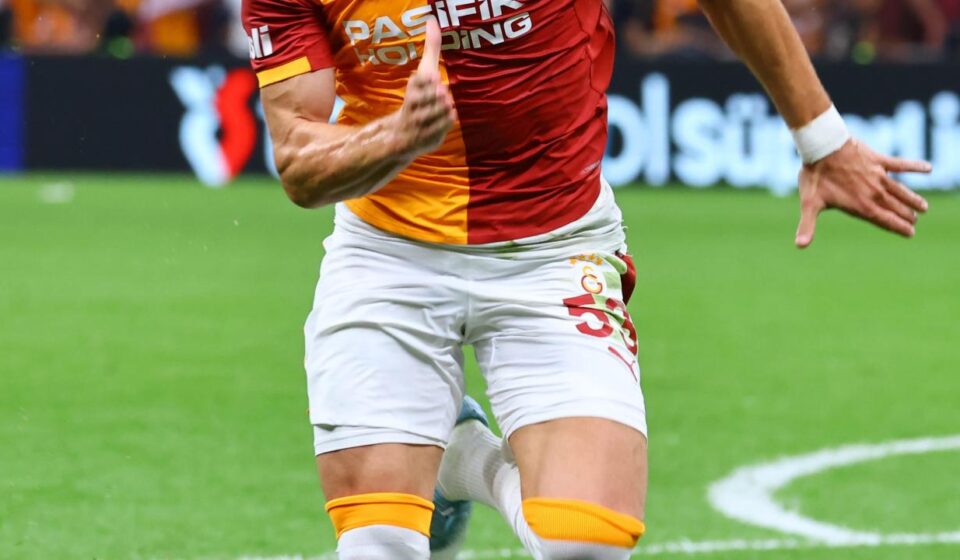 kriz sonrasi galatasarayin baris alper yilmaza teklif ettigi maas ortaya cikti Gfmht2UK.jpg