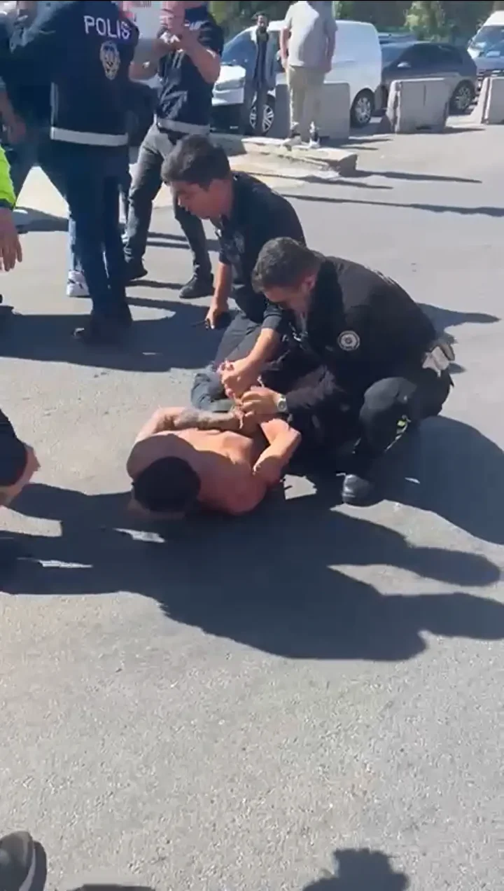kucukcekmecede kaza yapan alkollu sofor polise direndi 0 MmgGXblG
