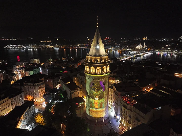 Kültür Yolu Şenliği'nde İstanbul'un simge yapıları dijital sanatla aydınlanıyor 5 kultur yolu senliginde istanbulun simge yapilari dijital sanatla aydinlaniyor 4 y4dv7X4Y