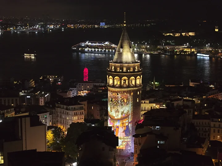 Kültür Yolu Şenliği'nde İstanbul'un simge yapıları dijital sanatla aydınlanıyor 10 kultur yolu senliginde istanbulun simge yapilari dijital sanatla aydinlaniyor 9 H34P76Mt