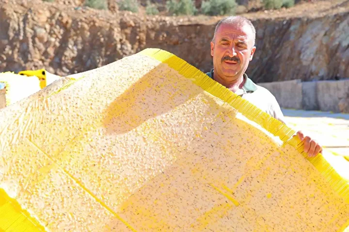 Maraş'ın tescilli eseri: Dönem bitiyor son siparişler yetişiyor 7 marasin tescilli eseri donem bitiyor son siparisler yetisiyor 6 dnNbDgSe