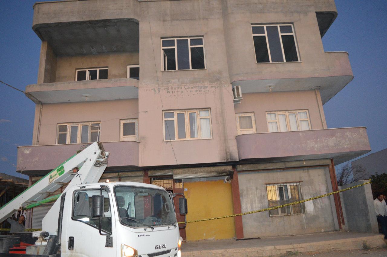 Mardin'de feci yangın: 1 çocuk öldü, 12 kişi hastaneye kaldırıldı 2 mardinde feci yangin 1 cocuk oldu 12 kisi hastaneye kaldirildi 1 YIkjl2Ch