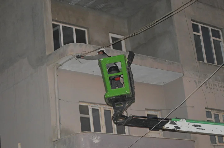 mardinde mesken yangini uc yasindaki bekir oldu 12 yarali 9 FnVdtND1