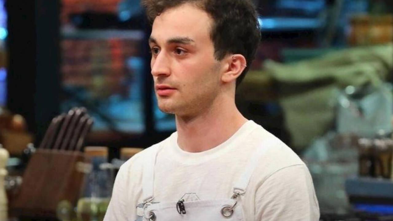 mastercheften ayrildi kimsenin beklemedigi veda meslegi sona erdi 0 a3TvvhJz