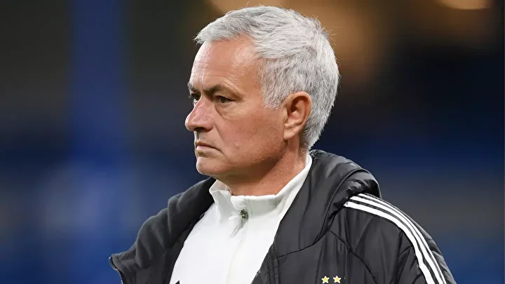 Mourinho’dan Chelsea yenilgisi sonrası flaş Kerem Aktürkoğlu açıklaması 3 mourinhodan chelsea yenilgisi sonrasi flas kerem akturkoglu aciklamasi 2 78tDdisP