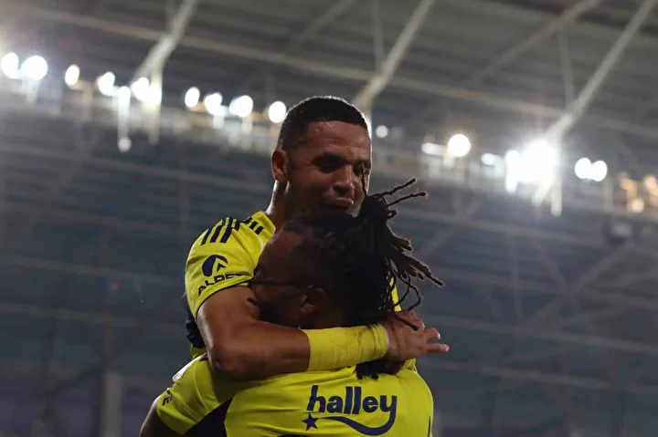 ne mourinho ne tedesco fenerbahcede tek galibiyet onunla geldi 1 PcyjEFSv
