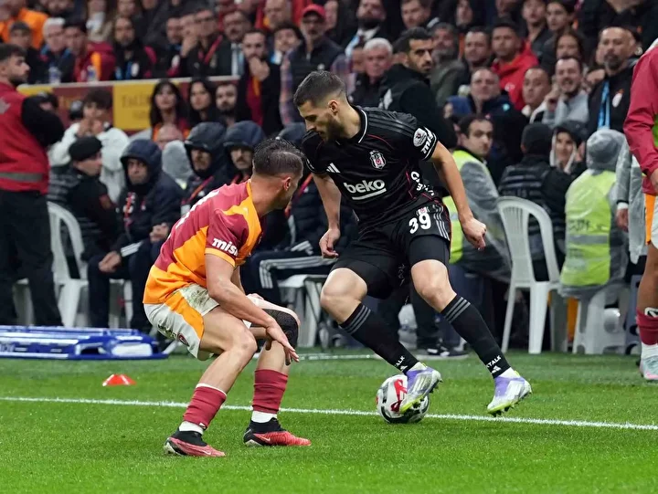 Nihat Kahveci'den çarpıcı derbi yorumu! "Galatasaray'ın en iyisiydi" 2 nihat kahveciden carpici derbi yorumu galatasarayin en iyisiydi 1 k2qmDuSD