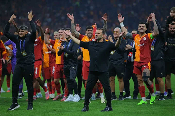 nihat kahveciden galatasarayli yildiza messi ile ronaldo olsa konusamaz 1 I5PzJz7s
