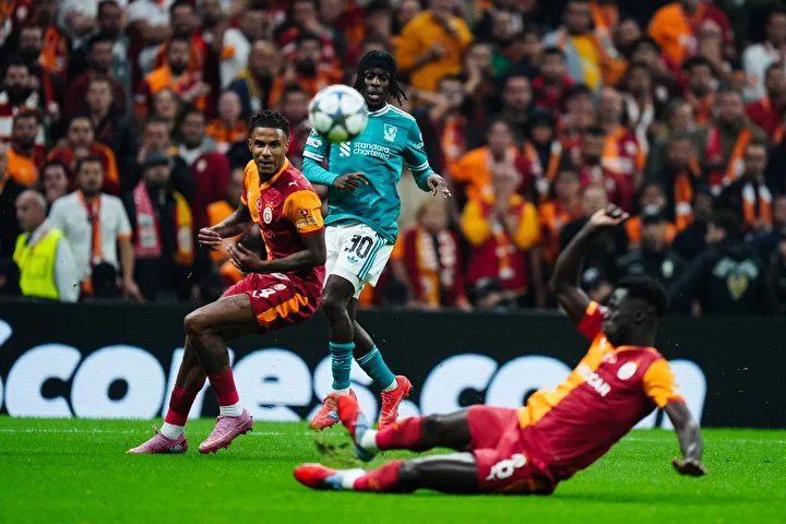 nihat kahveciden galatasarayli yildiza messi ile ronaldo olsa konusamaz 6 2WkuC1er