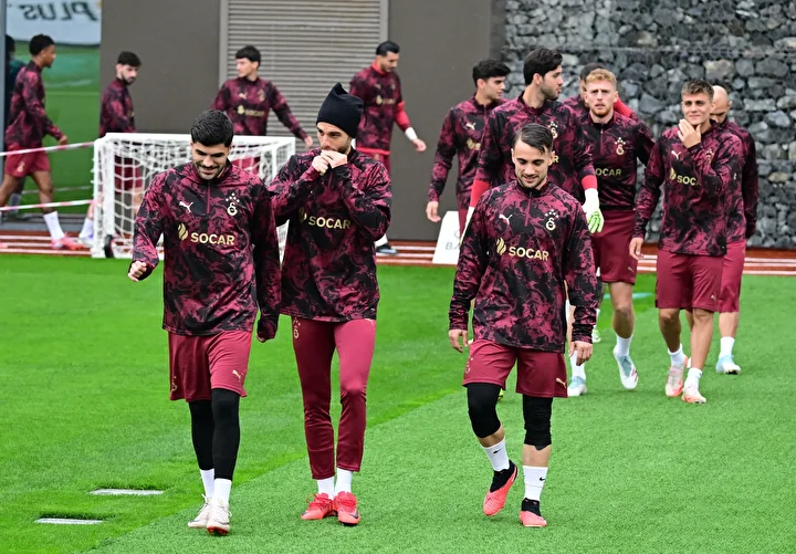 okan buruktan surpriz transfer talebi alexin ogrencisini istiyor 1 sC6UA81F